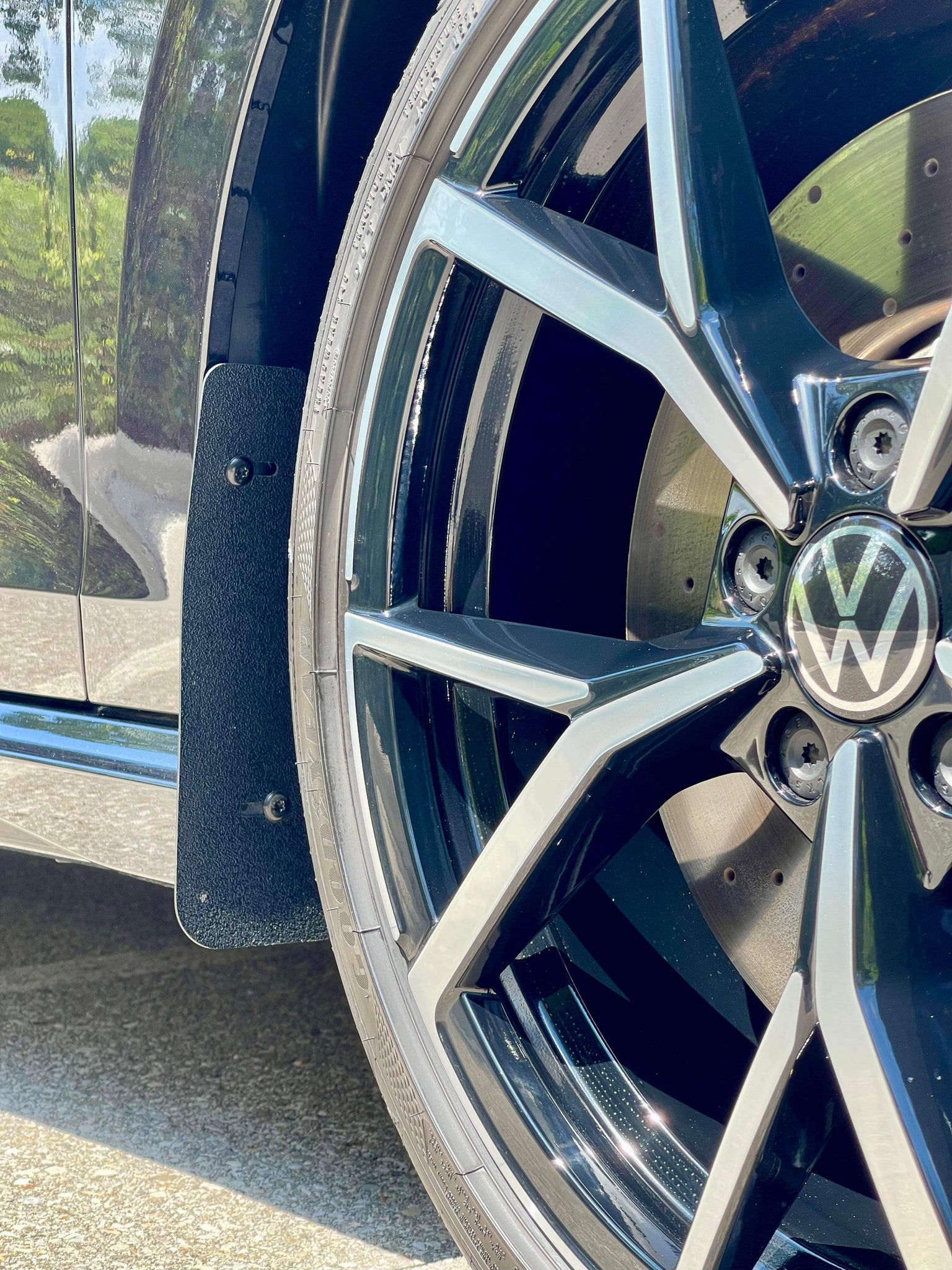 VW MK8 Golf R/GTI Guards – Blaze Carbon